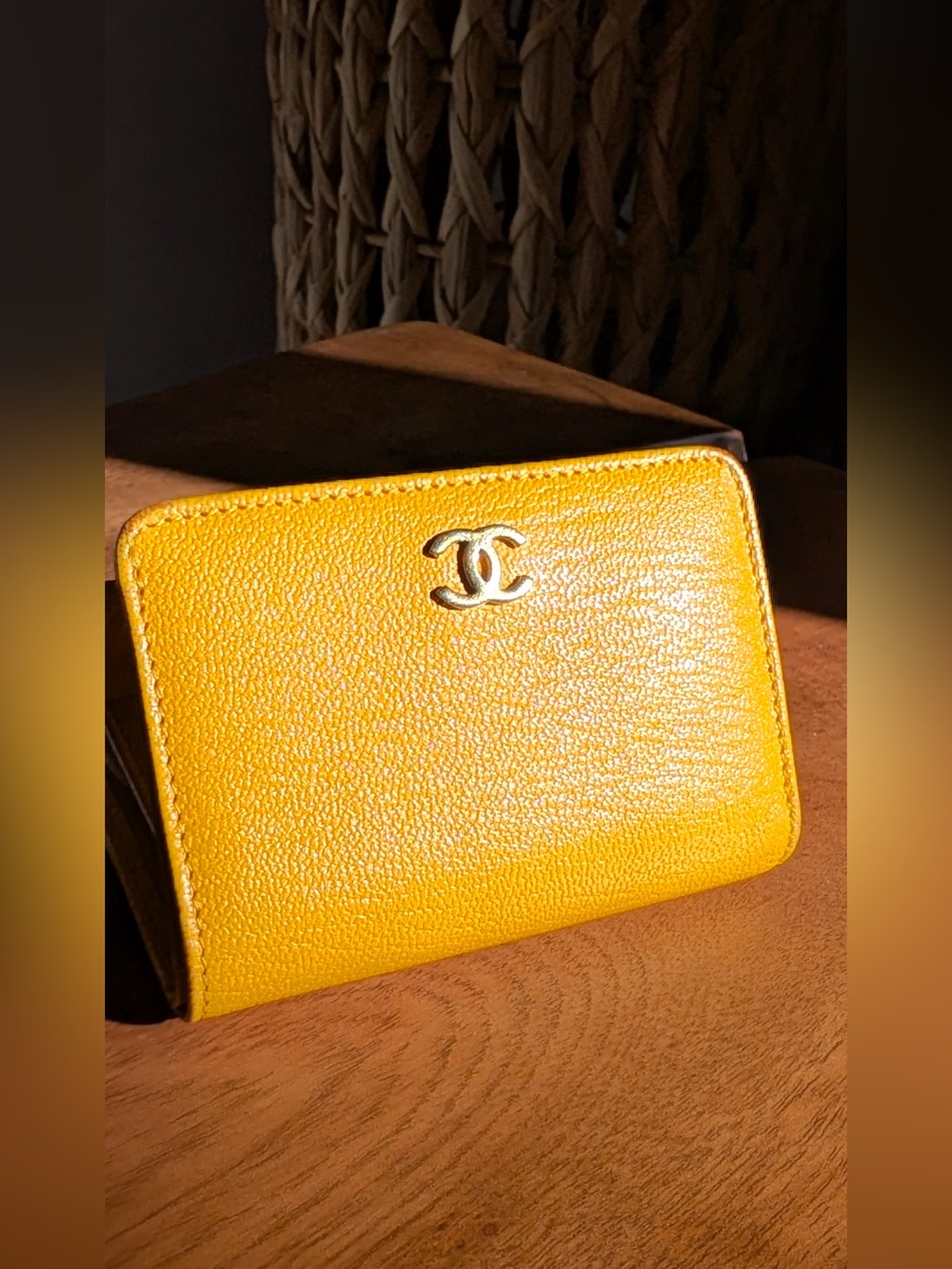 CHANEL ⭐️ Gold CC Caviar Wallet